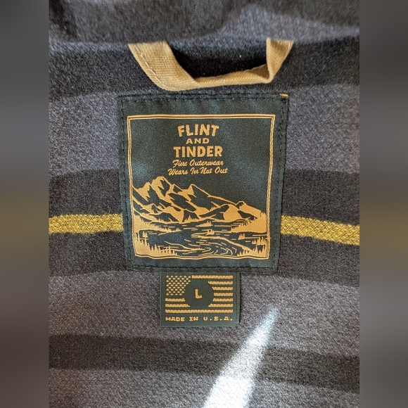 Flint and Tinder Flannel-Lined Hooded Waxed Jacket Sz. Large - Picture 7 of 7